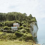 Camping Huttopia Les Falaises - Normandie