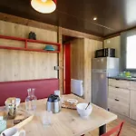 Campsite Huttopia Les Falaises - Normandie Saint-Pierre-en-Port
