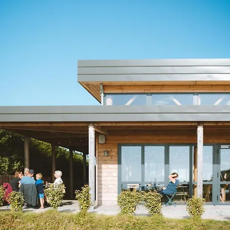 Camping Huttopia Les Falaises - Normandie Saint-Pierre-en-Port