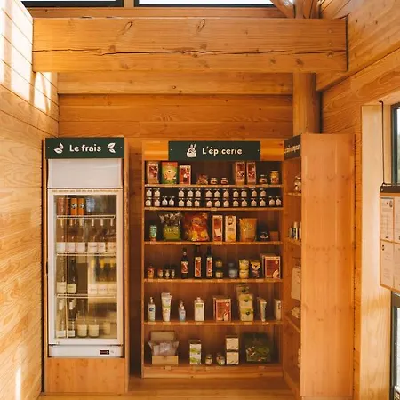 Huttopia Les Falaises - Normandie 2* Saint-Pierre-en-Port