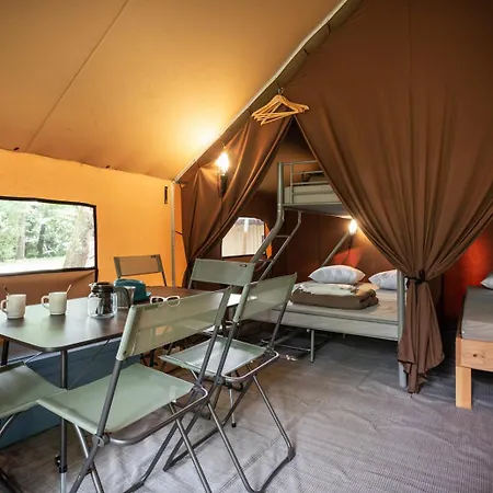 Huttopia Les Falaises - Normandie Camping 2*