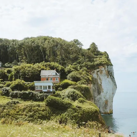 Κάμπινγκ Huttopia Les Falaises - Normandie