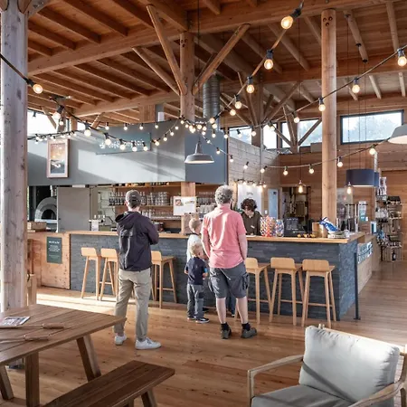 Huttopia Les Falaises - Normandie 2* Saint-Pierre-en-Port