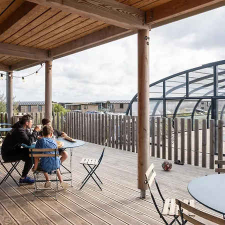 Huttopia Les Falaises - Normandie Camping 2*