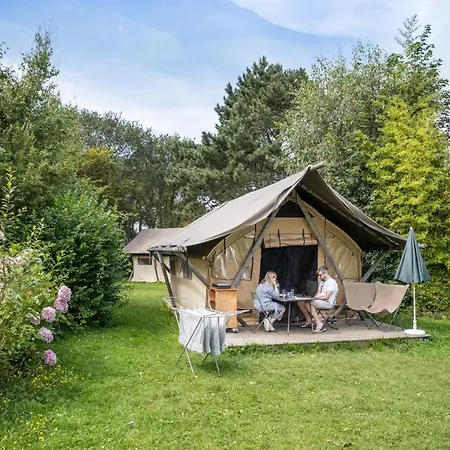 Huttopia Les Falaises - Normandie